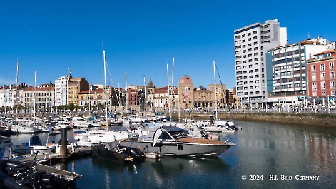 Mitteleuropa Kreuzfahrt:  Stop in Gijon_6