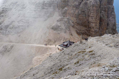 Dolomiten: Vom Pass Pordoi Aufstieg zum Piz Boe und zurück_18