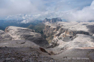 Dolomiten: Vom Pass Pordoi Aufstieg zum Piz Boe und zurück_28
