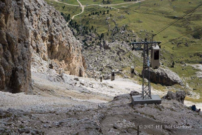 Wanderung vom Sellajoch über die steinerne Stadt durch die Langkofelscharte nach Wolkenstein_17