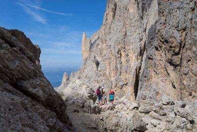 Wanderung vom Sellajoch über die steinerne Stadt durch die Langkofelscharte nach Wolkenstein_22