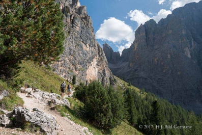 Wanderung vom Sellajoch über die steinerne Stadt durch die Langkofelscharte nach Wolkenstein_37