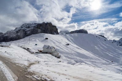Dolomiten: Schneewanderung auf dem Friedrich-August-Weg. _1