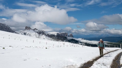 Schneewanderung auf dem  Friedrich-August-Weg am Fusse des Plattkofels_44