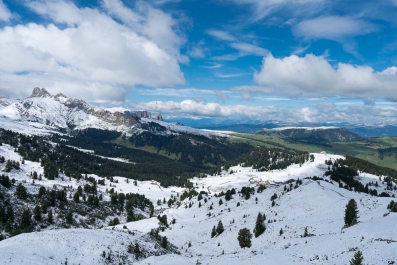 Schneewanderung auf dem  Friedrich-August-Weg am Fusse des Plattkofels_45