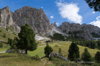 Wanderung vom Grödner Joch über die Puez- Hütte und Sieles-Scharte zur Juac Alm _6